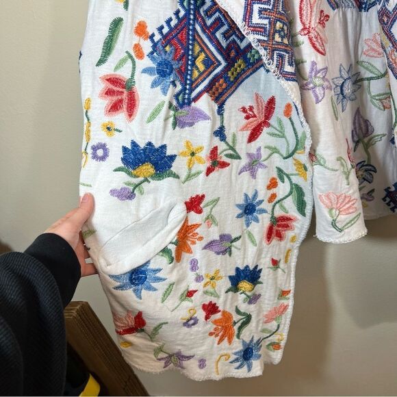 Johnny Was Biya Embroidered Hooded Cardigan White Floral Large Women’s - Picture 10 of 15
